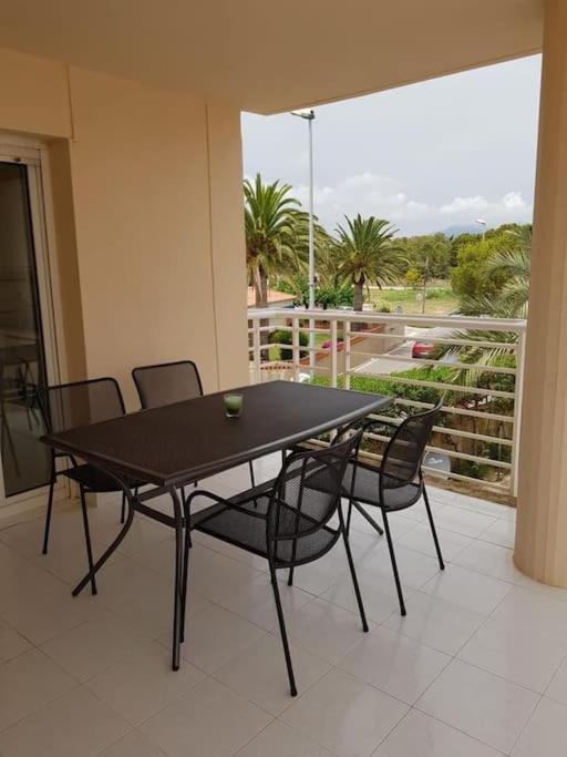Apartment Vinaroz With Swimming Pools For 4 People Vinarós Eksteriør billede